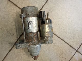 bontott VW TOURAN Önindító