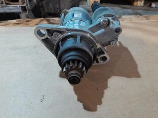 bontott VW TOURAN Önindító