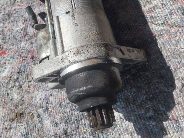 bontott VW TOURAN Önindító