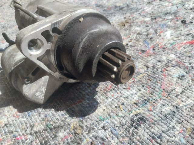 bontott VW TOURAN Önindító