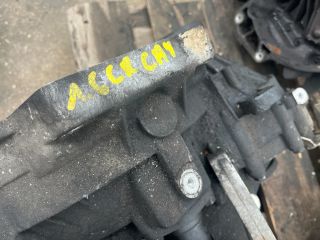 bontott VW TOURAN Váltó (Mechanikus)