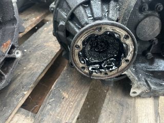 bontott VW TOURAN Váltó (Mechanikus)