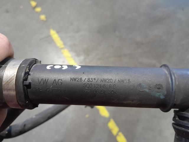 bontott VW TOURAN Vízcső