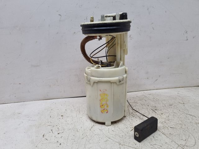 bontott VW TOURAN Üzemanyag Szivattyú