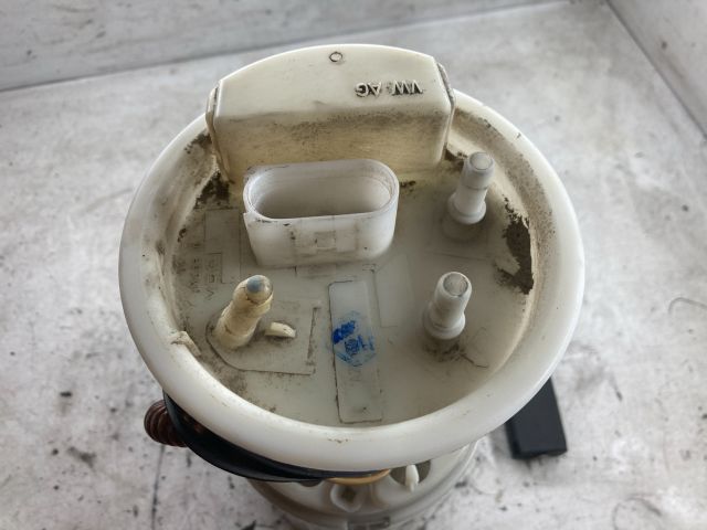 bontott VW TOURAN Üzemanyag Szivattyú