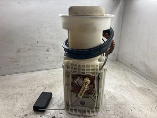 bontott VW TOURAN Üzemanyag Szivattyú