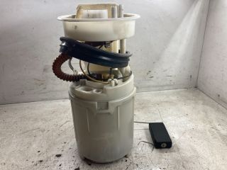 bontott VW TOURAN Üzemanyag Szivattyú