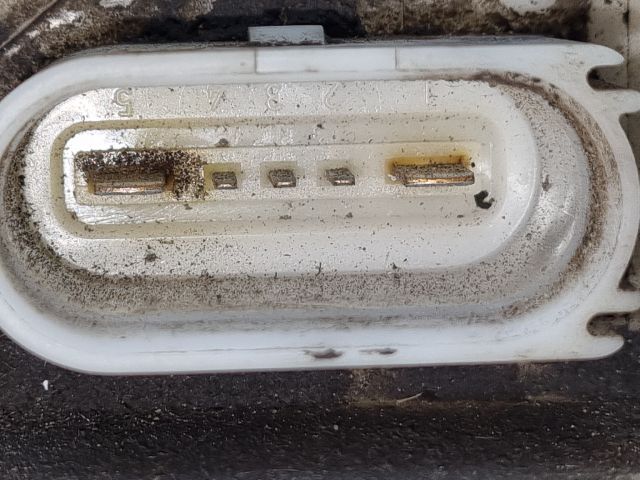 bontott VW TOURAN Üzemanyag Szivattyú