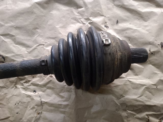 bontott VW TOURAN Bal Féltengely