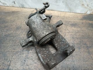 bontott VW TOURAN Bal hátsó Féknyereg Munkahengerrel