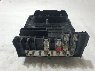 bontott VW TOURAN Biztosítéktábla Motortér