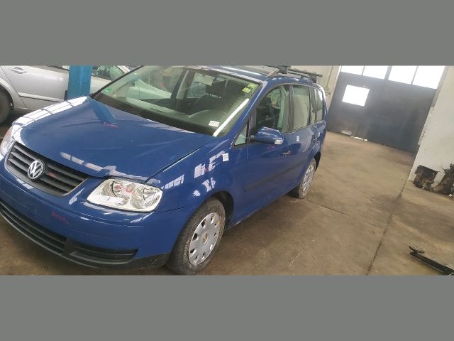 bontott VW TOURAN Biztosítéktábla Motortér