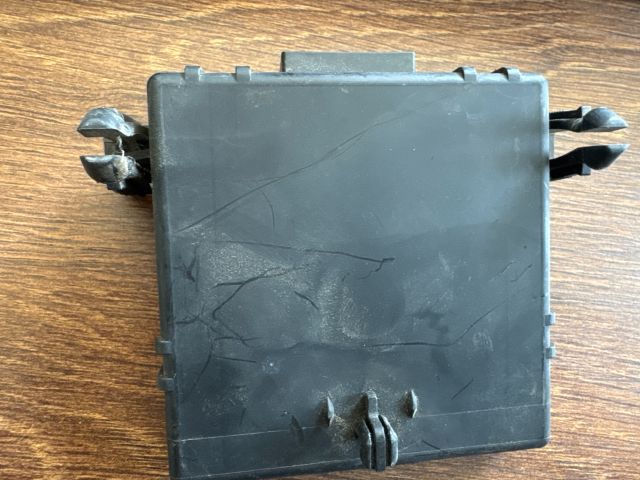 bontott VW TOURAN CANBUS Elektronika