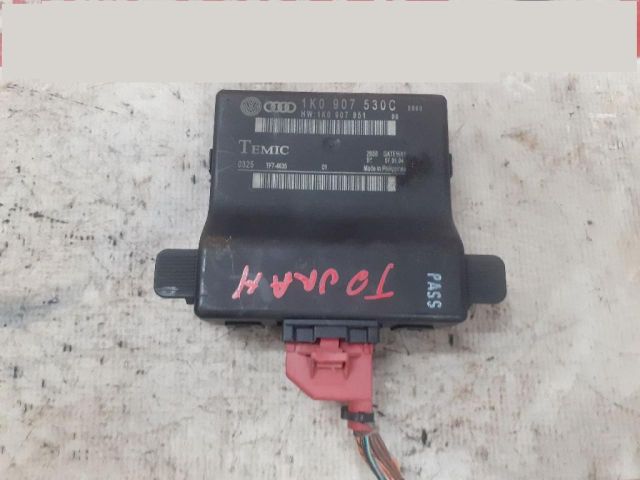 bontott VW TOURAN CANBUS Elektronika