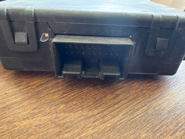 bontott VW TOURAN CANBUS Elektronika