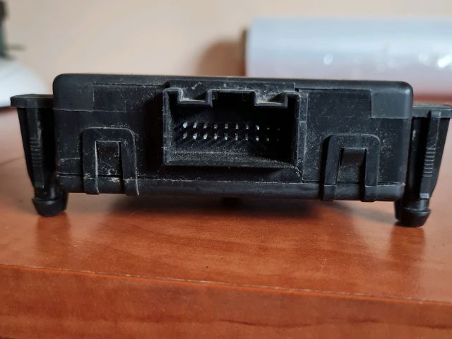 bontott VW TOURAN CANBUS Elektronika