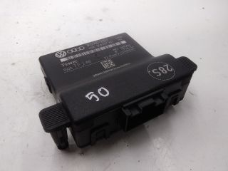 bontott VW TOURAN CANBUS Elektronika