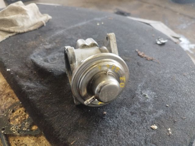 bontott VW TOURAN EGR / AGR Szelep