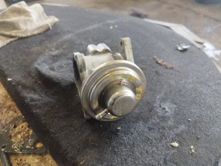 bontott VW TOURAN EGR / AGR Szelep