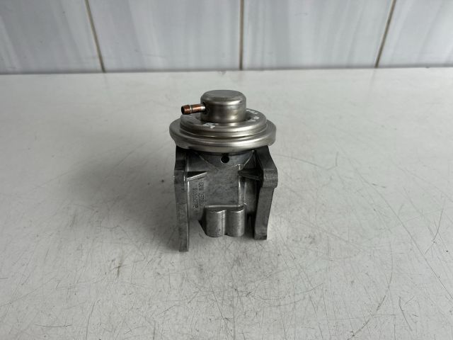 bontott VW TOURAN EGR / AGR Vákum Szelep