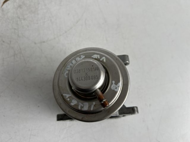 bontott VW TOURAN EGR / AGR Vákum Szelep