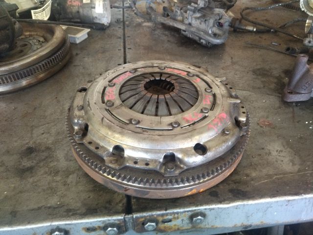 bontott VW TOURAN Egytömegű Lendkerék