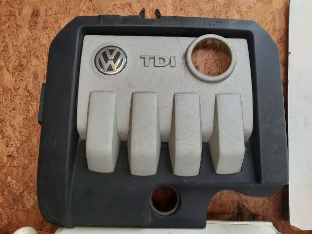 bontott VW TOURAN Felső Motorburkolat