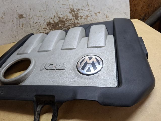 bontott VW TOURAN Felső Motorburkolat