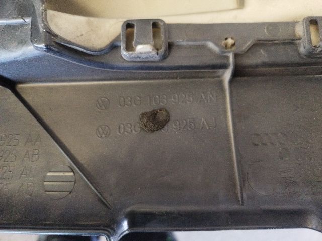 bontott VW TOURAN Felső Motorburkolat