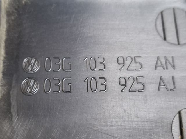 bontott VW TOURAN Felső Motorburkolat