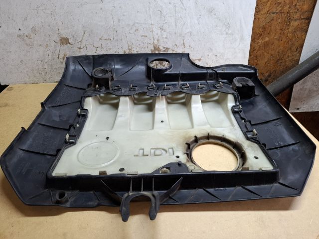 bontott VW TOURAN Felső Motorburkolat