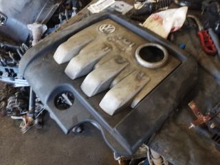 bontott VW TOURAN Felső Motorburkolat
