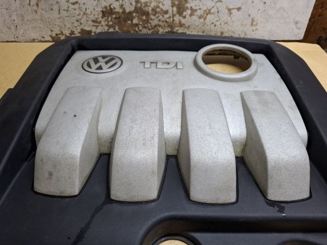 bontott VW TOURAN Felső Motorburkolat