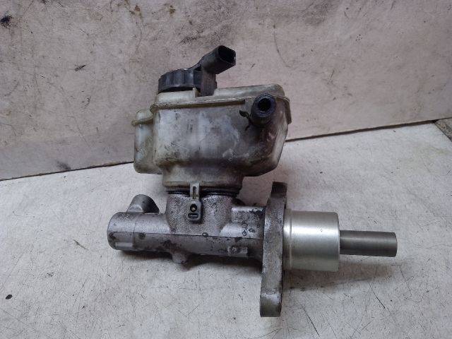 bontott VW TOURAN Főfékhenger