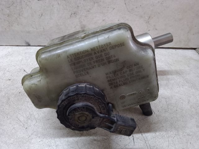 bontott VW TOURAN Főfékhenger