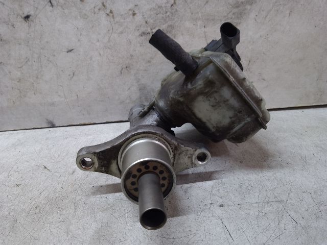 bontott VW TOURAN Főfékhenger