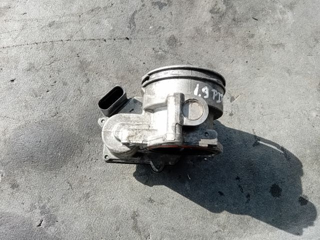 bontott VW TOURAN Fojtószelep (Elektromos)