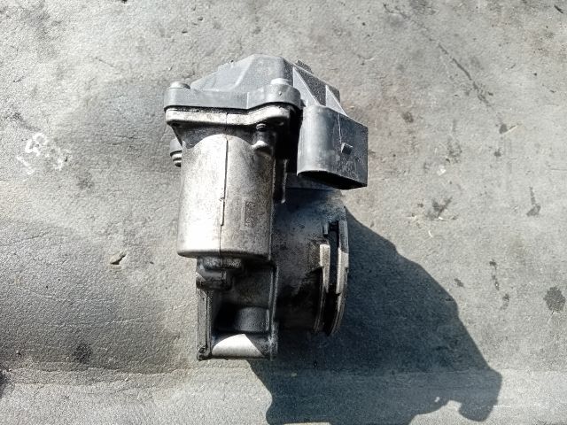 bontott VW TOURAN Fojtószelep (Elektromos)