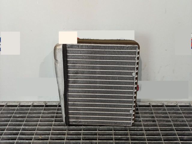 bontott VW TOURAN Fűtőradiátor
