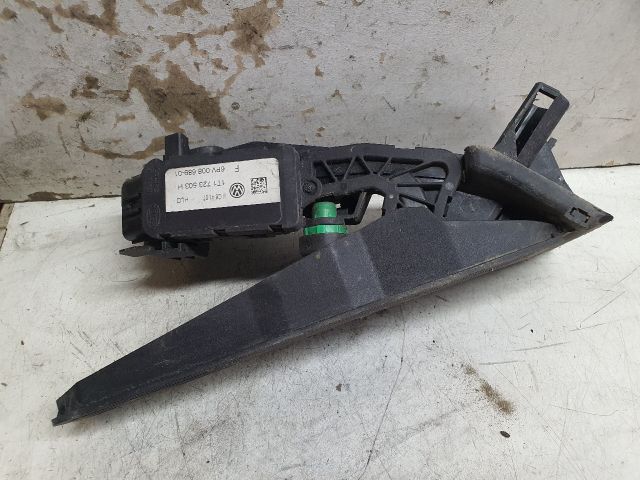 bontott VW TOURAN Gázpedál (Elektromos)