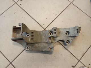 bontott VW TOURAN Generátor Tartó Bak
