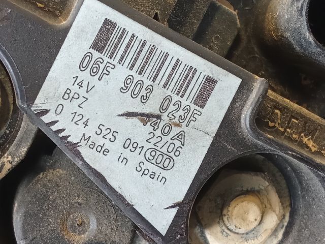 bontott VW TOURAN Generátor