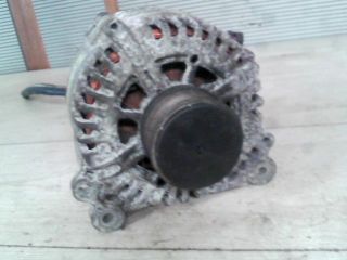 bontott VW TOURAN Generátor