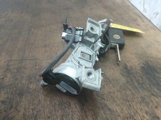 bontott VW TOURAN Gyújtáskapcsoló Házzal