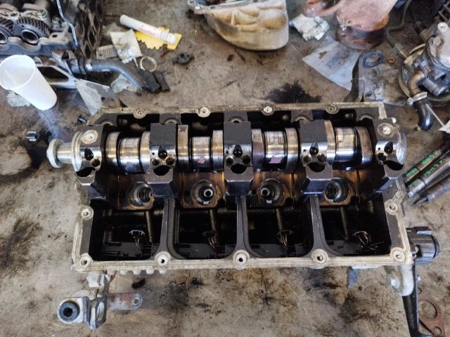 bontott VW TOURAN Hengerfej