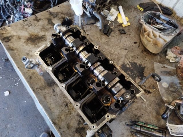 bontott VW TOURAN Hengerfej