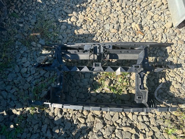 bontott VW TOURAN Homlokfal (Üres lemez)