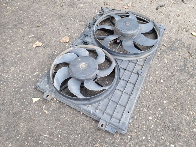 bontott VW TOURAN Hűtőventilátor