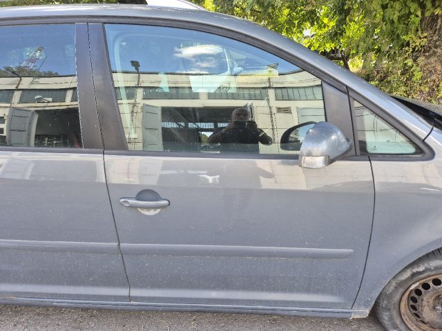 bontott VW TOURAN Jobb első Gólyaláb (Lengécsillapító, Rugó)