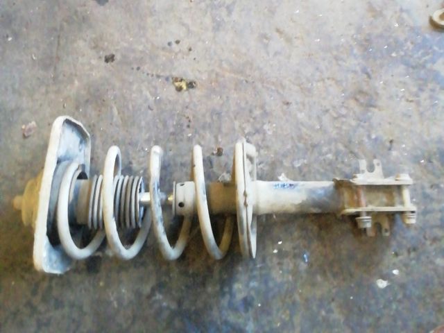 bontott VW TOURAN Jobb első Gólyaláb (Lengécsillapító, Rugó)